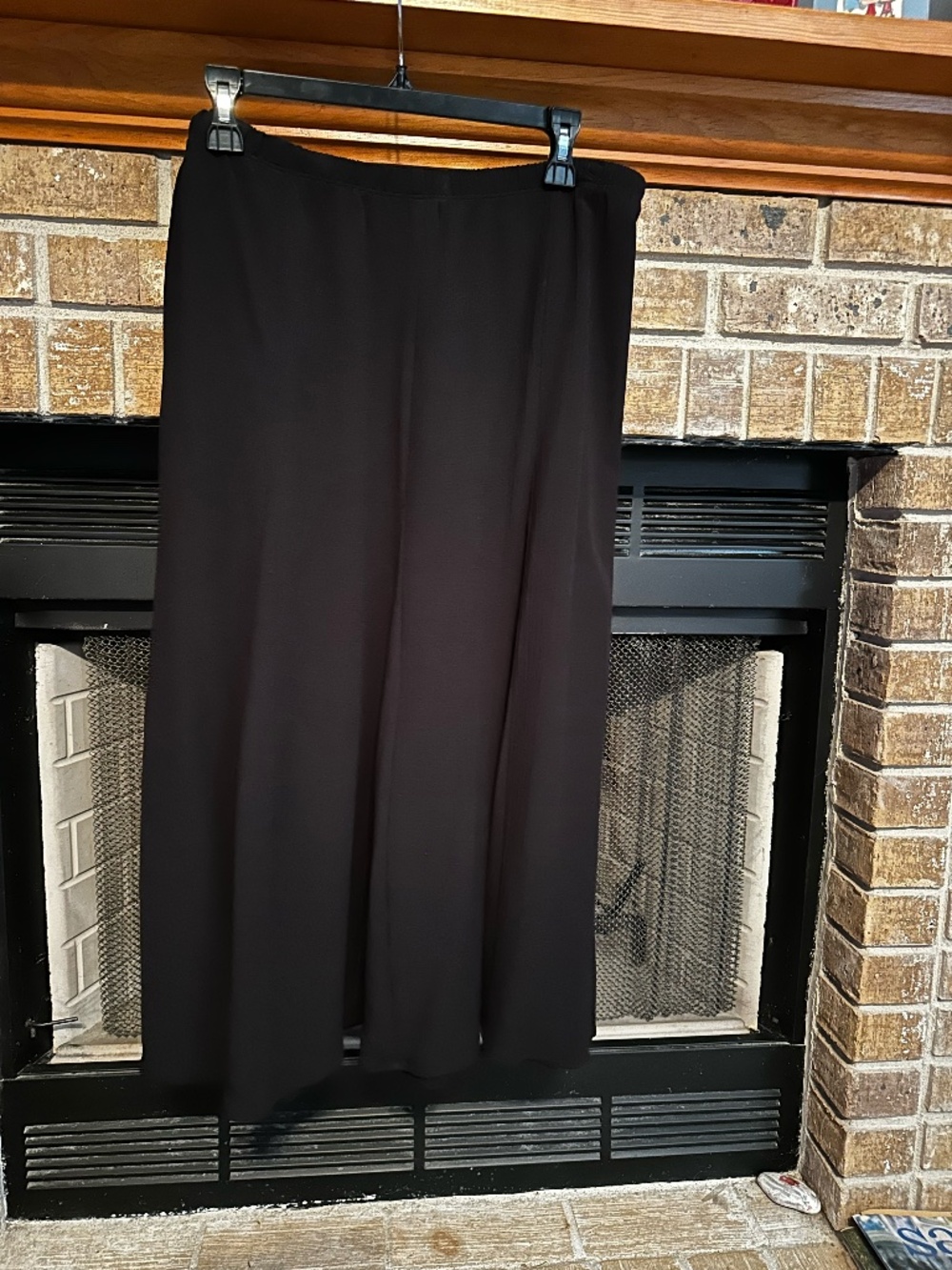 Black Midi skirt